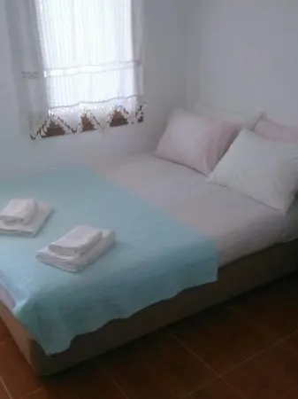 Gokce Cicek Butik Homestay Kiyikislacik